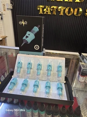 האם קעקוע במקום העבודה ישפיע על התעסוקה?