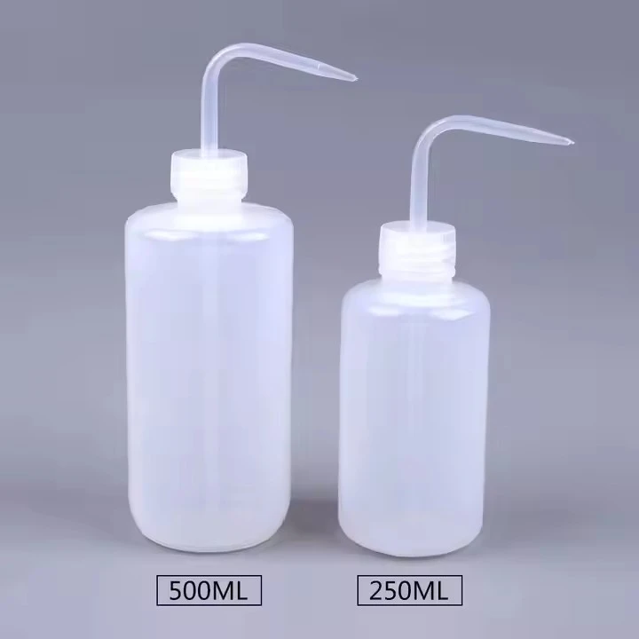 בקבוק שטיפת סחיטת פלסטיק קעקוע